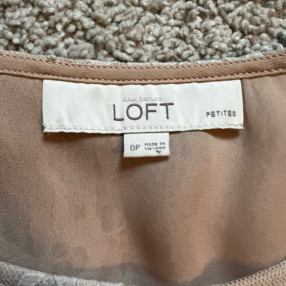 LOFT lace peplum top - Picture 4 of 5